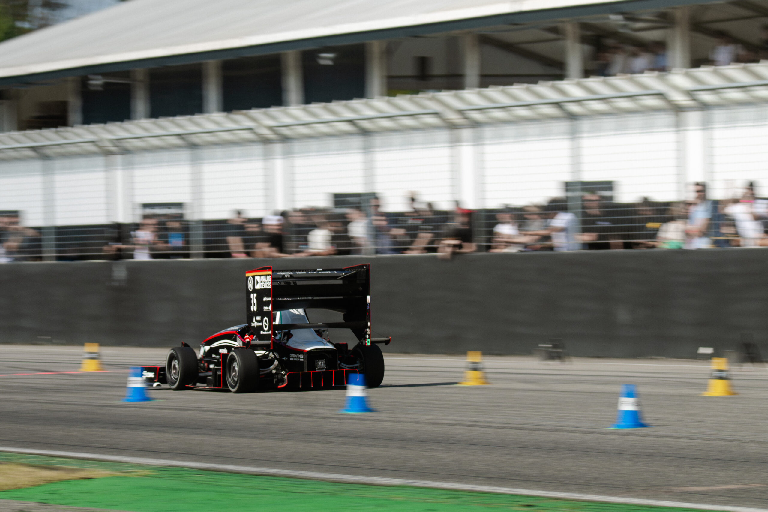 Acceleration WR19 FSG
